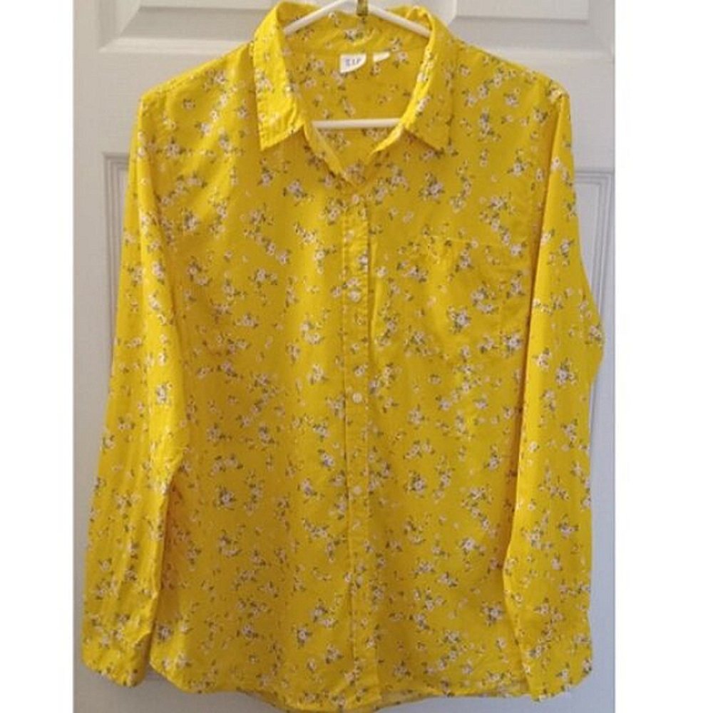 Gap Shirt Size L